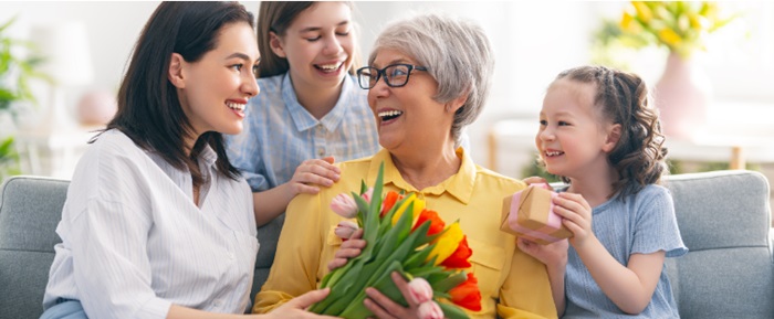 Como Organizar uma Festa em Casa para o Dia das Mães: Dicas de Decoração e Cardápio Especial