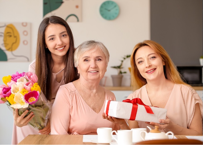 Como Organizar uma Festa em Casa para o Dia das Mães: Dicas de Decoração e Cardápio Especial